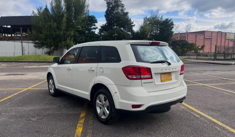 DODGE JOURNEYSE / EXPRESS (FL) TP 2400 CC 5PSJ 4X2 lleno