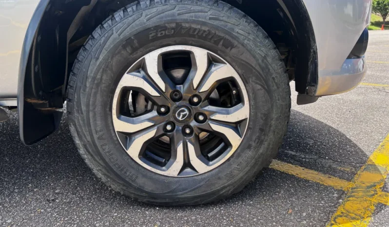 MAZDA BT50 (2) (FL)PROFESSIONALTP 3200CC 4X4 lleno