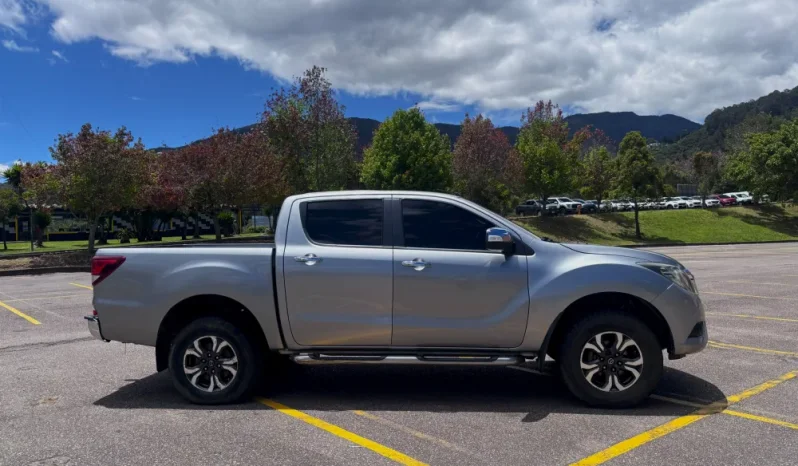MAZDA BT50 (2) (FL)PROFESSIONALTP 3200CC 4X4 lleno