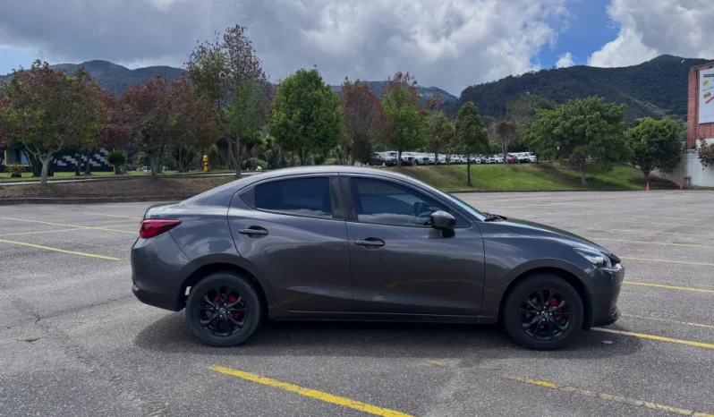 MAZDA 2 (FL)TOURING SEDANMT 1500CC 6AB lleno