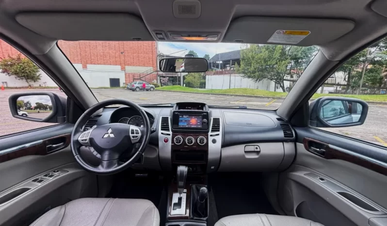 MITSUBISHI NATIVA (2)2.5L (FL)TP 2500CC TD 4X4 lleno
