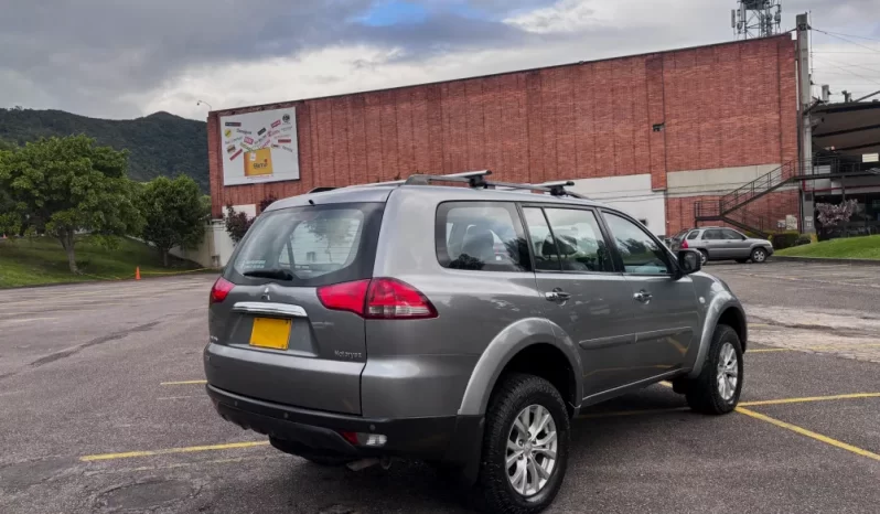 MITSUBISHI NATIVA (2)2.5L (FL)TP 2500CC TD 4X4 lleno