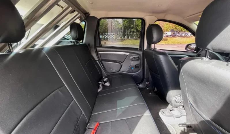 RENAULT DUSTER EXPRESSION MT 1600CC 4X2 lleno
