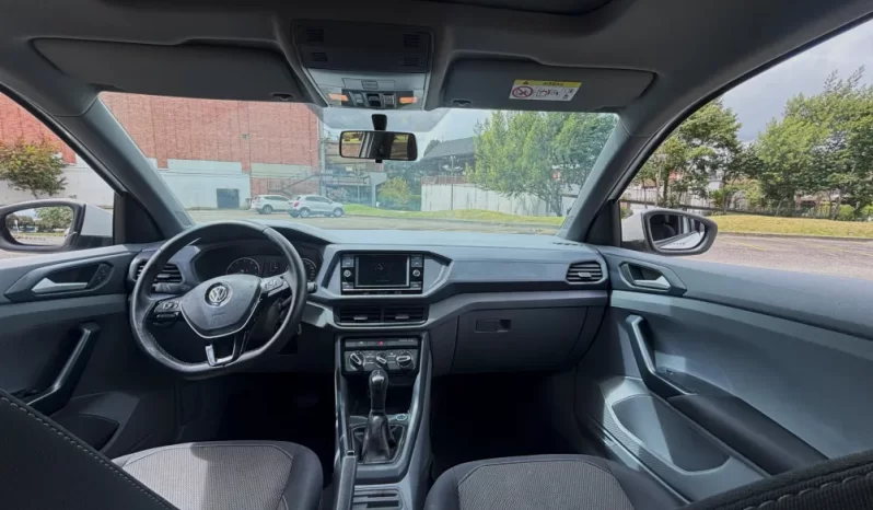 VOLKSWAGEN T-CROSS TRENDLINE TP 1600CC 6AB ABS CT R17 lleno