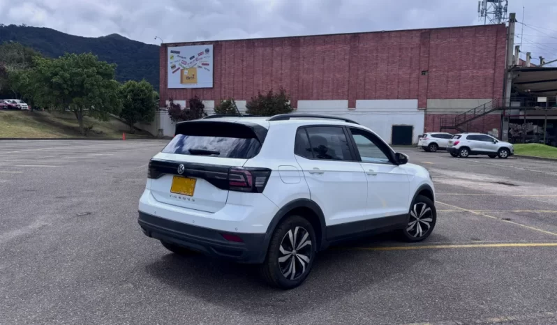 VOLKSWAGEN T-CROSS TRENDLINE TP 1600CC 6AB ABS CT R17 lleno