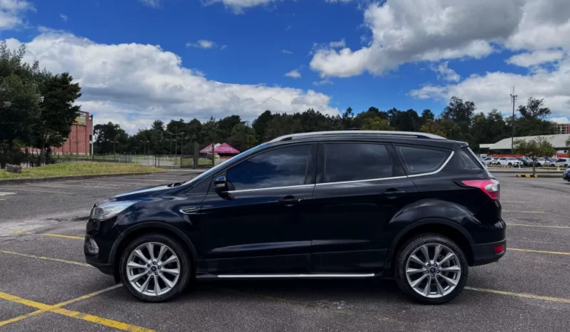 FORD ESCAPE (3) (FL)TITANIUMTP 2000CC 4X2 lleno
