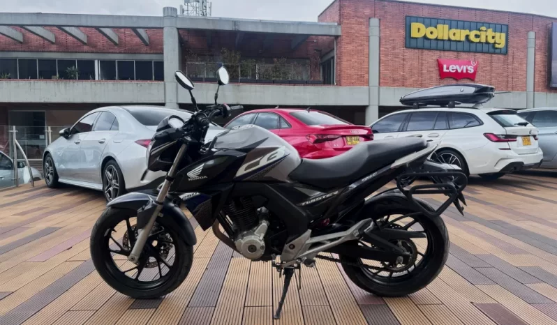 HONDA CB250 TWISTERMT 250CC lleno