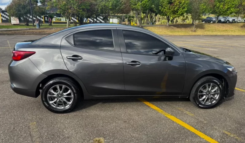 MAZDA 2 (2) (FL)PRIME SEDANTP 1500CC 6AB lleno