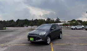 FORD ESCAPE (3)SETP 2000CC 4X4