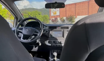 KIA RIO R 1.25 MT 1200CC 4P 2AB AA ABS R17 lleno