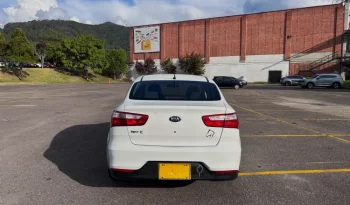 KIA RIO R 1.25 MT 1200CC 4P 2AB AA ABS R17 lleno