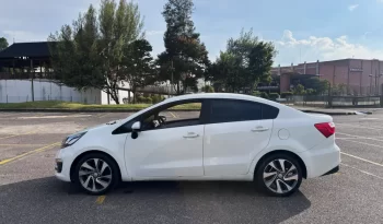 KIA RIO R 1.25 MT 1200CC 4P 2AB AA ABS R17 lleno