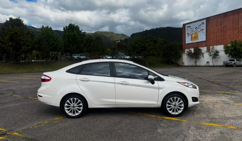 FORD FIESTA (7)SPORTBACK TITANIUMMT 1600CC 4P lleno